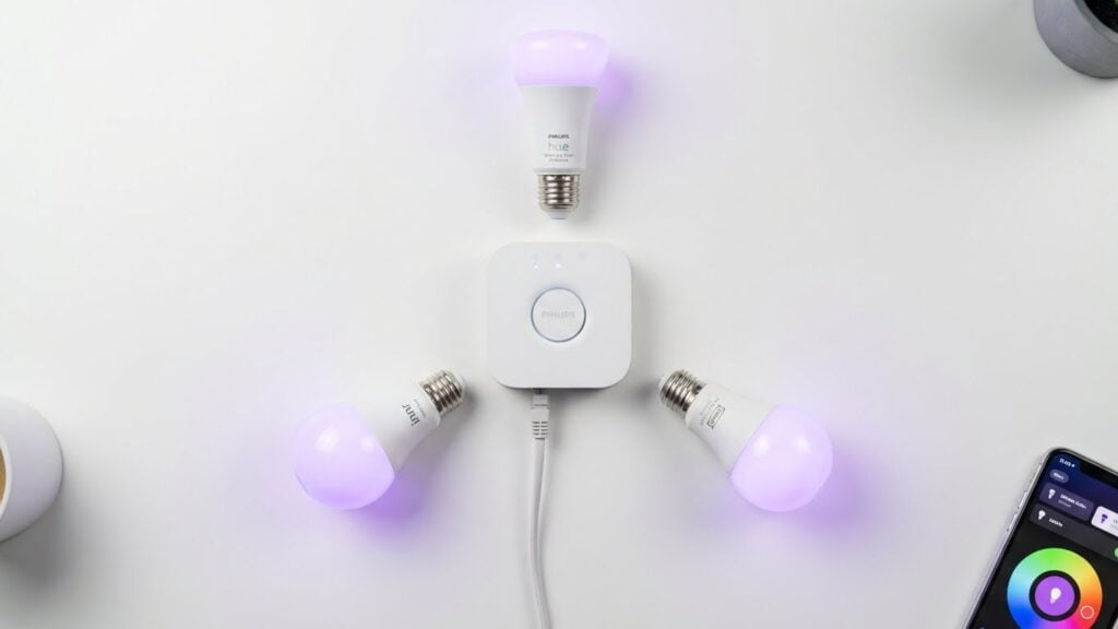 which smart bulbs work with philips hue